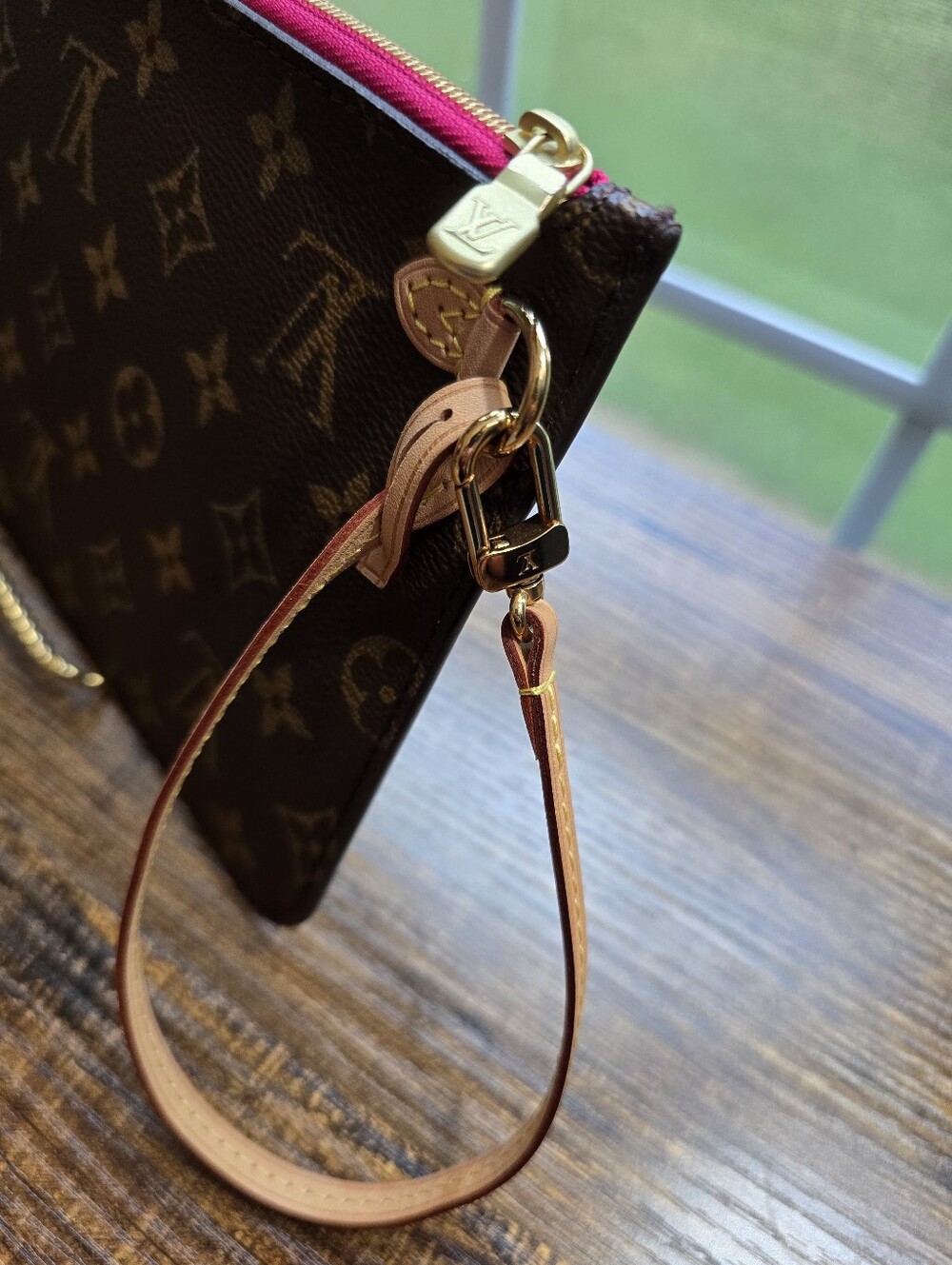 ‼️SOLD‼️Louis Vuitton Monorgram Neverfull Pochette - Picture 5 of 9